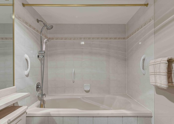 704 - 1190 Pipeline Road, Coquitlam, BC V3B 7T9 |  Photo 42