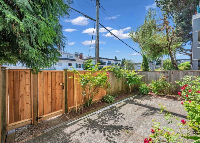 110 - 125 18TH Street, North Vancouver, BC V7M 1W5 |  Photo 64