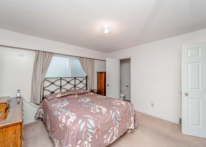 2104 Bakerview Street, Abbotsford, BC V2T 3B1 |  Photo 55