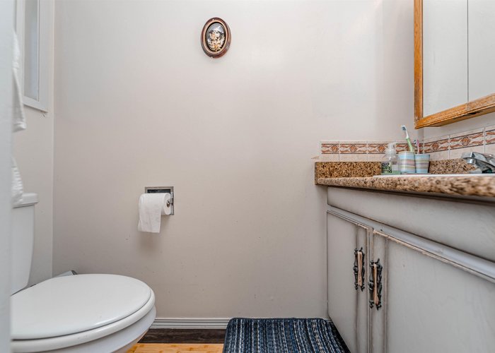 2104 Bakerview Street, Abbotsford, BC V2T 3B1 |  Photo 56