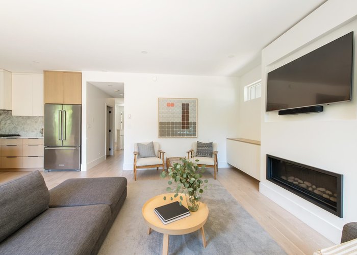 1956 Westview Drive, North Vancouver, BC V7M 3A9 |  Photo 36