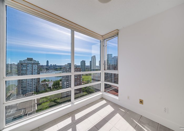 2206 - 1201 Marinaside Crescent, Vancouver, BC V6Z 2V2 |  Photo 43