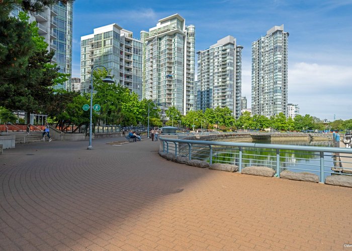 2206 - 1201 Marinaside Crescent, Vancouver, BC V6Z 2V2 |  Photo 68