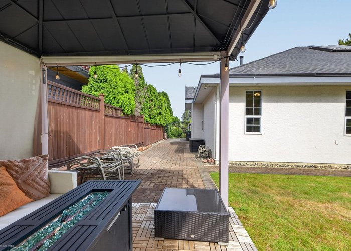 15186 73B Avenue, Surrey, BC V3S 8B7 |  Photo 73