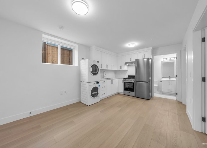 2715 Cheyenne Avenue, Vancouver, BC V5R 4R5 |  Photo 44