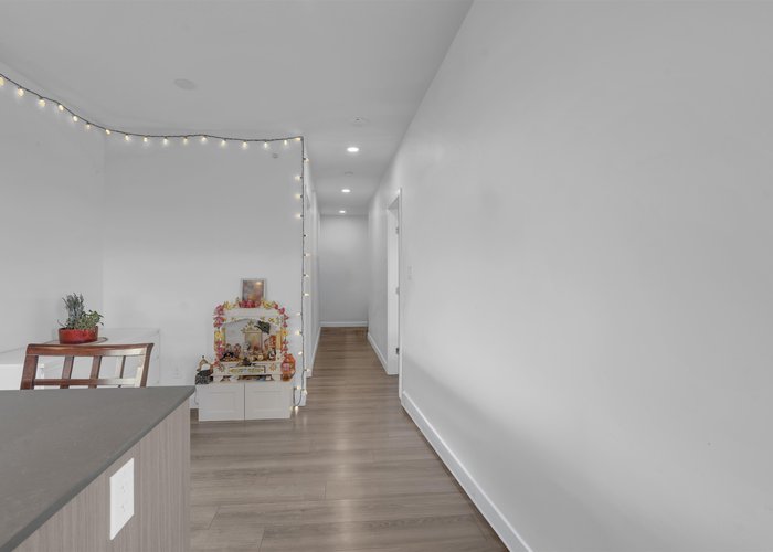2704 - 13615 Fraser Highway, Surrey, BC V3T 0P7 |  Photo 47