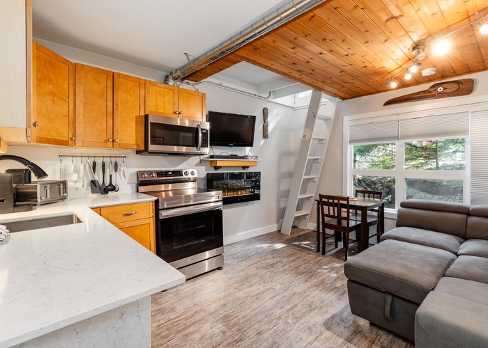 4 - 2028 Innsbruck Drive, Whistler, BC V8E 0B5 |  Photo 20