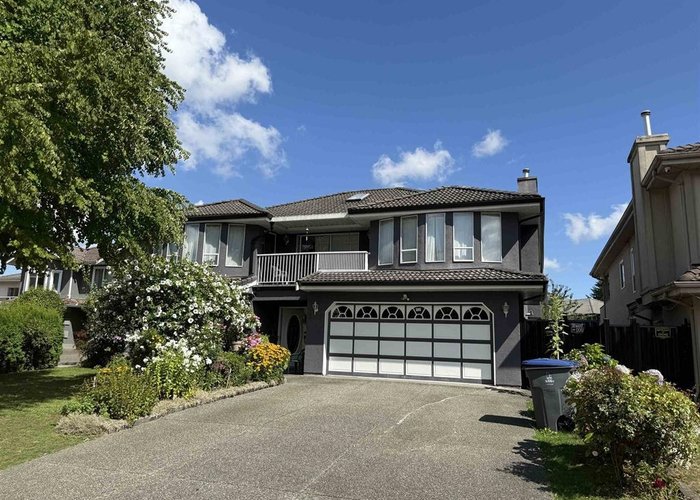 7688 120A Street, Surrey, BC V3W 1J4 |  Photo 1
