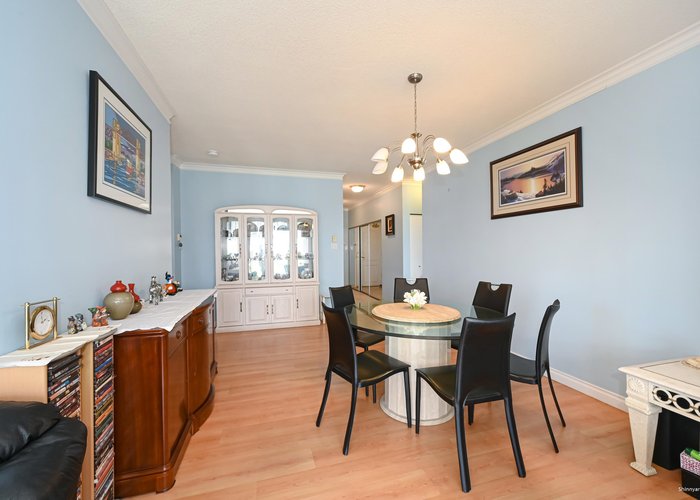 1304 - 6888 Station Hill Drive, Burnaby, BC V3N 4X5 |  Photo 18