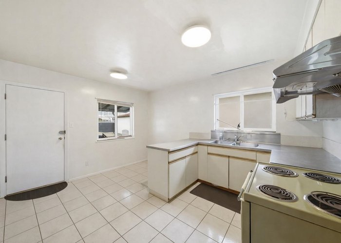 5679 Clinton Street, Burnaby, BC V5J 2M2 |  Photo 46