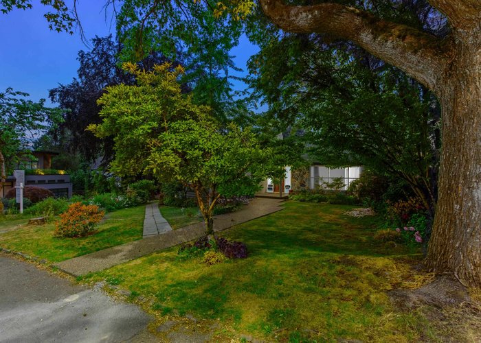 6297 Mackenzie Street, Vancouver, BC V6N 1H4 |  Photo 68
