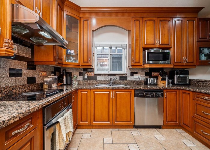 528 Sixteen Street, New Westminster, BC V3M 4R3 |  Photo 48