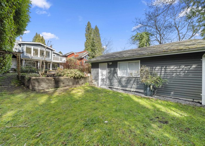 1588 Inglewood Avenue, West Vancouver, BC V7V 1Y9 |  Photo 38