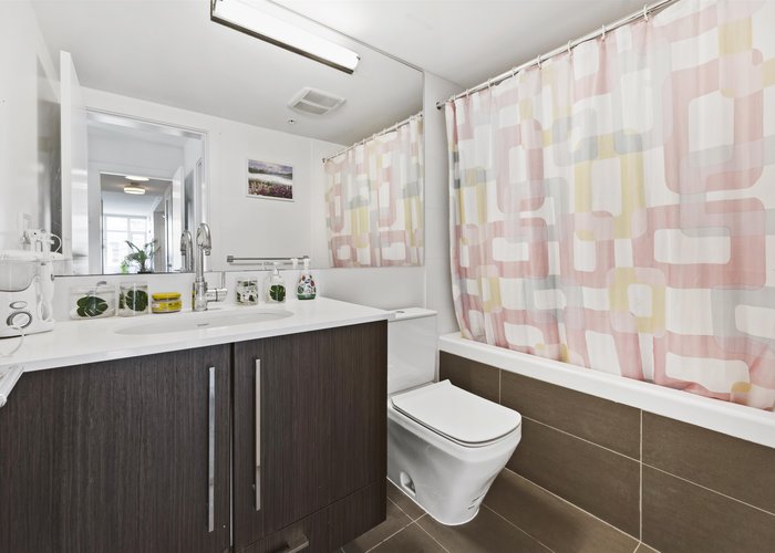 404 - 188 Agnes Street, New Westminster, BC V3L 0H6 |  Photo 45