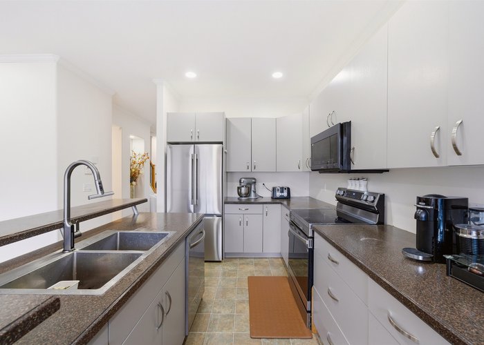 24121 102ND Avenue, Maple Ridge, BC V2W 2A2 |  Photo 41