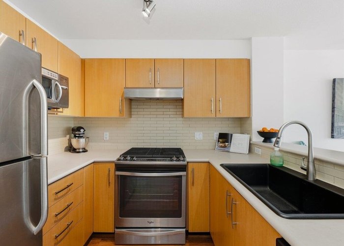 311 - 300 Klahanie Drive, Port Moody, BC V3H 5K8 |  Photo 16