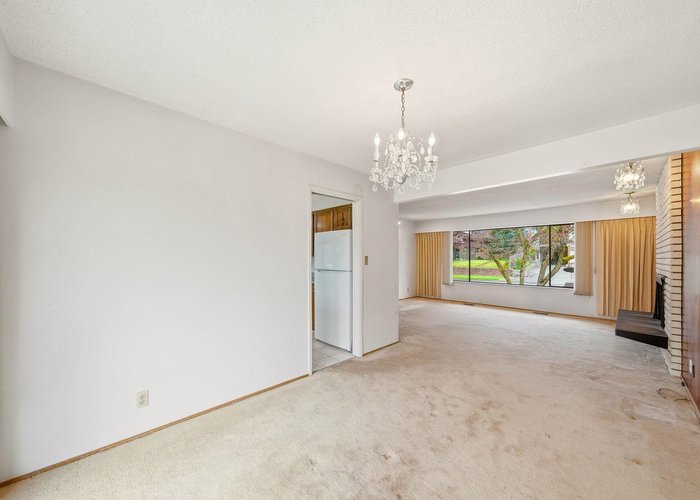 5180 Springdale Court, Burnaby, BC V5B 4P4 |  Photo 45