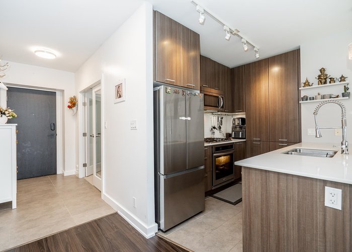 1704 - 301 Capilano Road, Port Moody, BC V3H 0G6 |  Photo 39