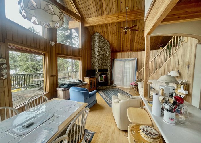 8200 Gun Lake Road, Pemberton, BC V0K 1P0 |  Photo 20
