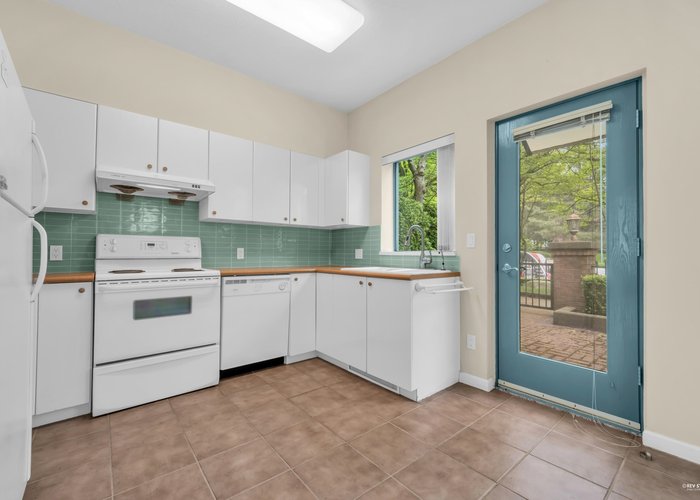 2 - 6611 Southoaks Crescent, Burnaby, BC V5E 4L5 |  Photo 48