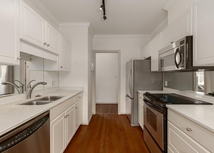 306 - 2271 Bellevue Avenue, West Vancouver, BC V7V 4X1 |  Photo 42