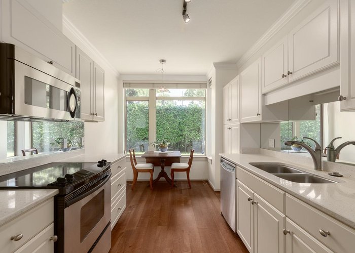 306 - 2271 Bellevue Avenue, West Vancouver, BC V7V 4X1 |  Photo 41