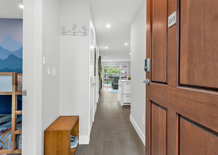 203 - 2555 4TH Avenue, Vancouver, BC V6K 1P5 |  Photo 36