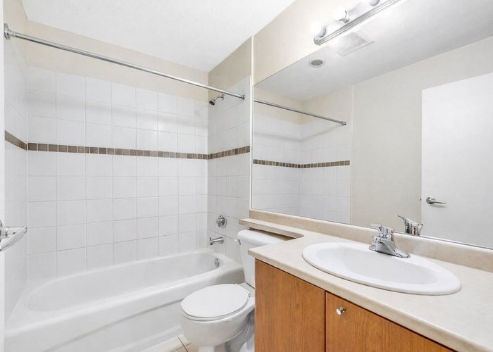 108 - 10088 148 Street, Surrey, BC V3R 3M9 | Bloomsbury Court Photo 21