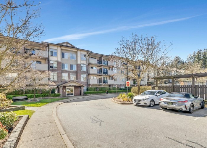 108 - 10088 148 Street, Surrey, BC V3R 3M9 | Bloomsbury Court Photo 14