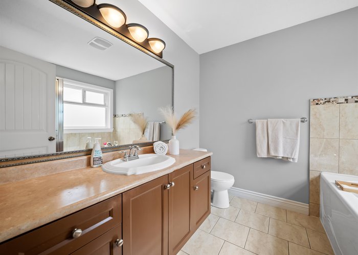 6893 192ND Street, Surrey, BC V4N 5P6 |  Photo 42