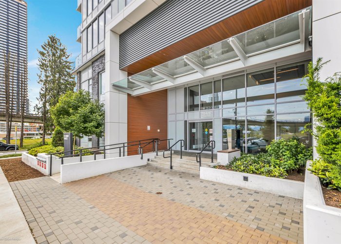 1810 - 13428 105 Avenue, Surrey, BC V3T 0S6 |  Photo 4