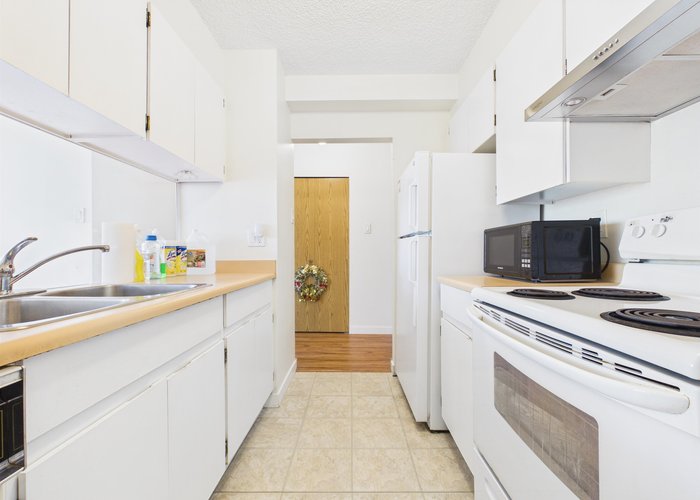 507 - 9521 Cardston Court, Burnaby, BC V3N 4R8 | Concorde Place Photo 32