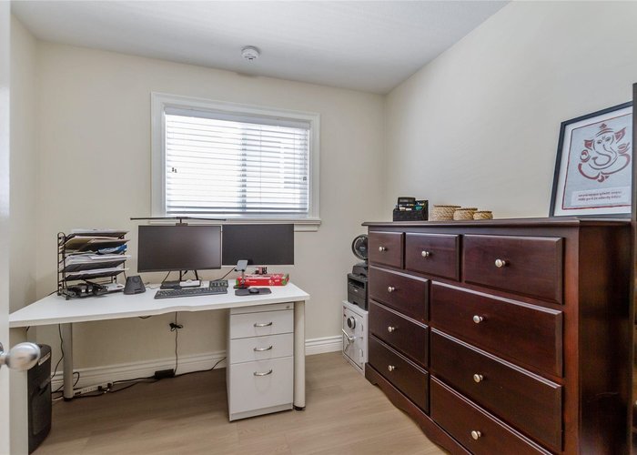 6533 193B Street, Surrey, BC V4N 5P8 |  Photo 37