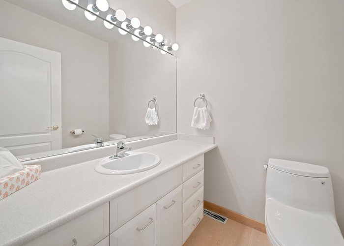 305 17TH Street, North Vancouver, BC V7L 2W1 |  Photo 52