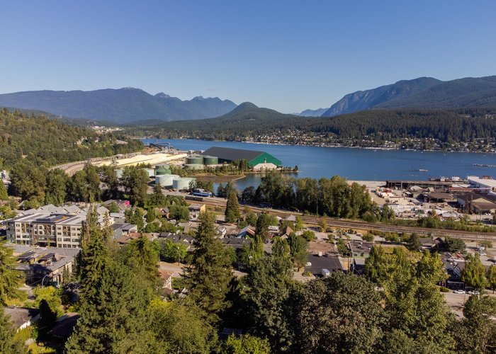 2339 ST George Street, Port Moody, BC V3H 2G3 |  Photo 37