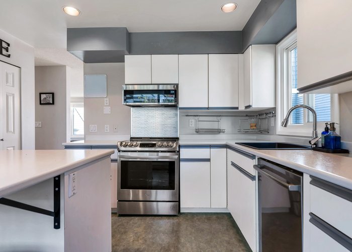 304 - 223 Keith Road, North Vancouver, BC V7L 1V4 |  Photo 47