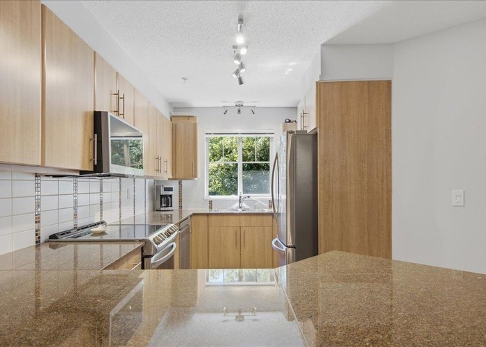 212 - 12020 207A Street, Maple Ridge, BC V2X 8V2 |  Photo 36