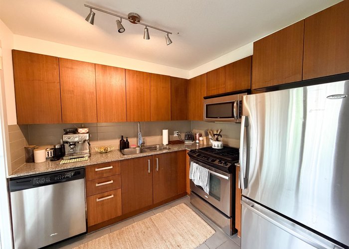 312 - 5775 Irmin Street, Burnaby, BC V5J 0C3 |  Photo 16