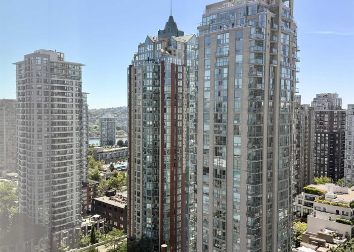 2006 - 535 Smithe Street, Vancouver, BC V6B 0H2 | Dolce Photo 56