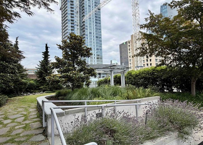 2006 - 535 Smithe Street, Vancouver, BC V6B 0H2 | Dolce Photo 62