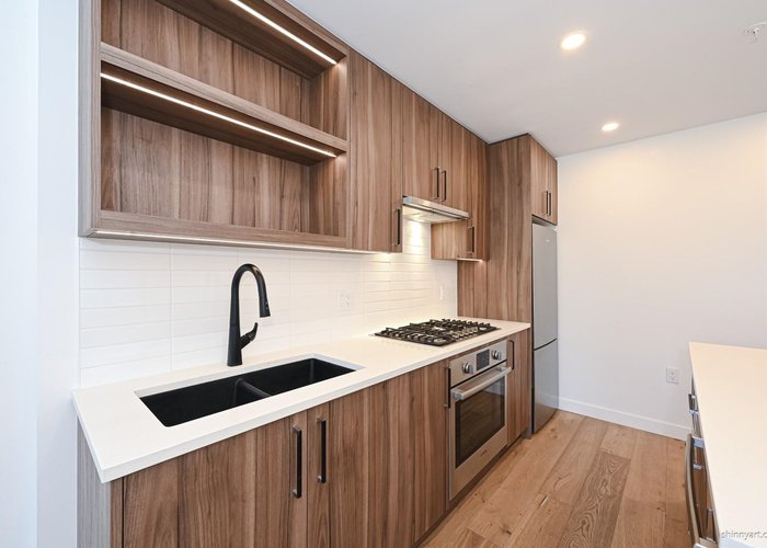 207 - 6859 Cambie Street, Vancouver, BC V6P 3H1 | Park Langara Photo 18
