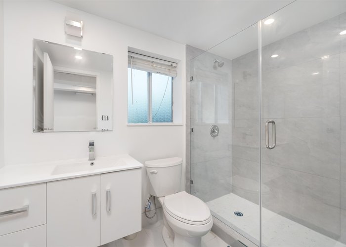 409 27TH Street, North Vancouver, BC V7N 2H7 |  Photo 69
