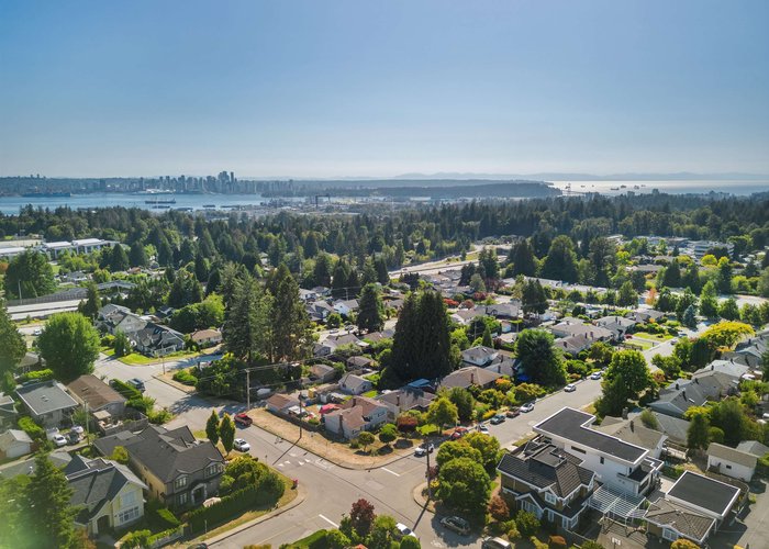 409 27TH Street, North Vancouver, BC V7N 2H7 |  Photo 41