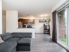 #313 - 13883 Laurel Drive, Surrey, BC V3T 1A8 | Photo 2
