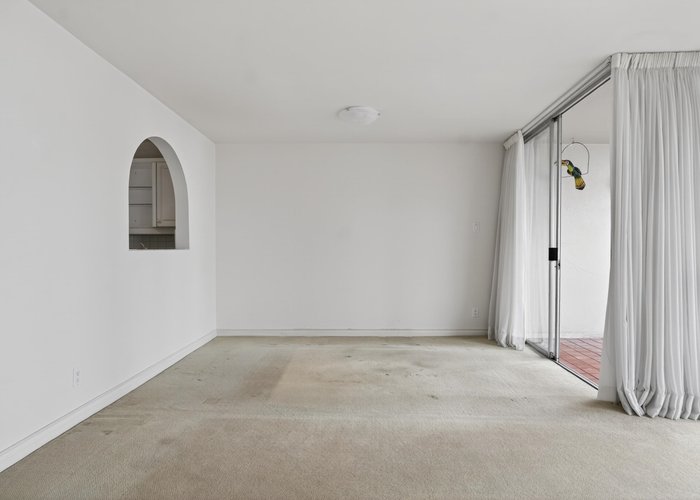 402 - 2135 Argyle Avenue, West Vancouver, BC V7V 1A5 |  Photo 44