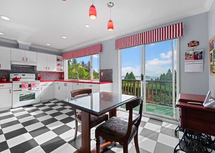 2660 Queens Avenue, West Vancouver, BC V7V 2Z1 |  Photo 34