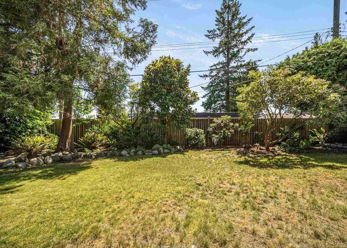947 Evergreen Place, North Vancouver, BC V7R 1R5 |  Photo 59