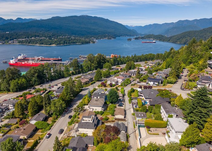7280 Barnet Road, Burnaby, BC V5A 1E2 |  Photo 23