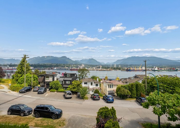 2808 Wall Street, Vancouver, BC V5K 1B2 |  Photo 55