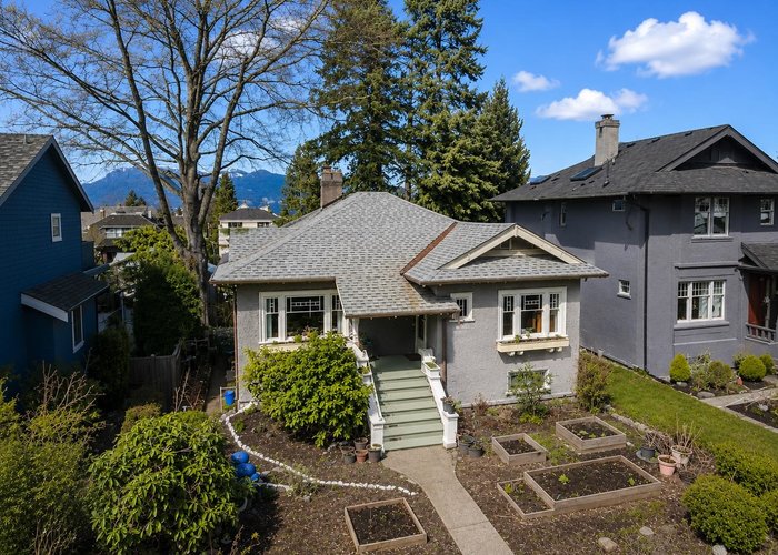 4247 13TH Avenue, Vancouver, BC V6R 2T7 |  Photo 1